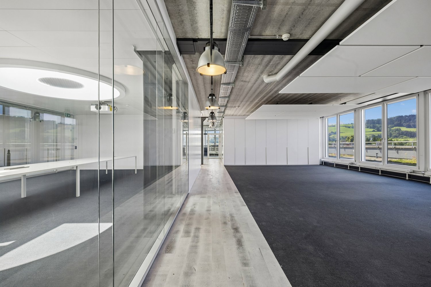 ufficio di 592m²