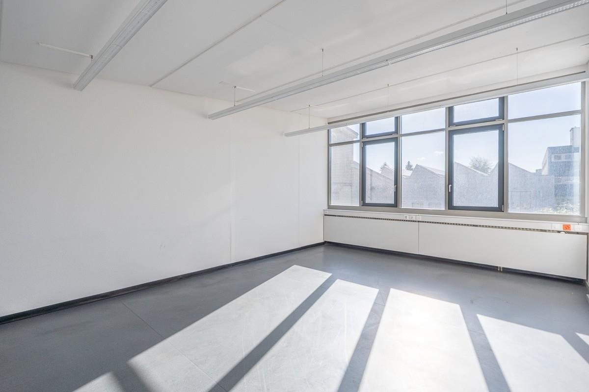 340m² commerciale