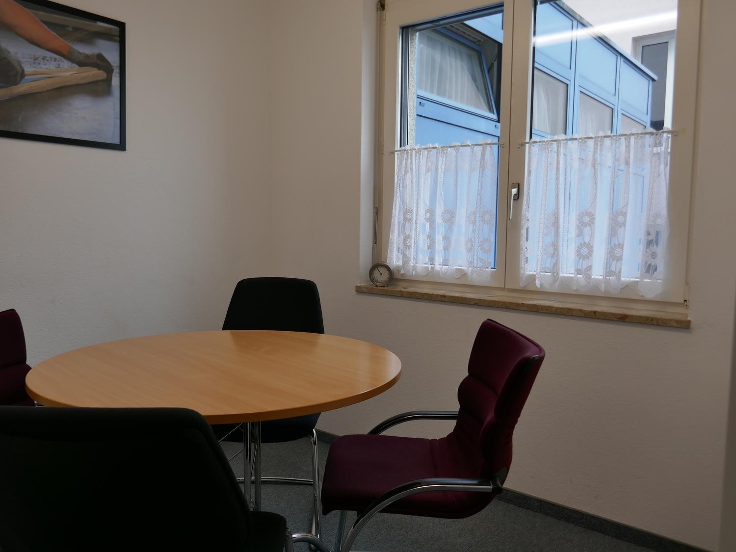 130m² office