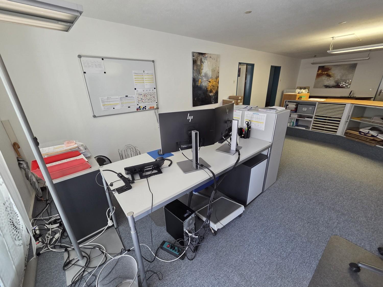 130m² office