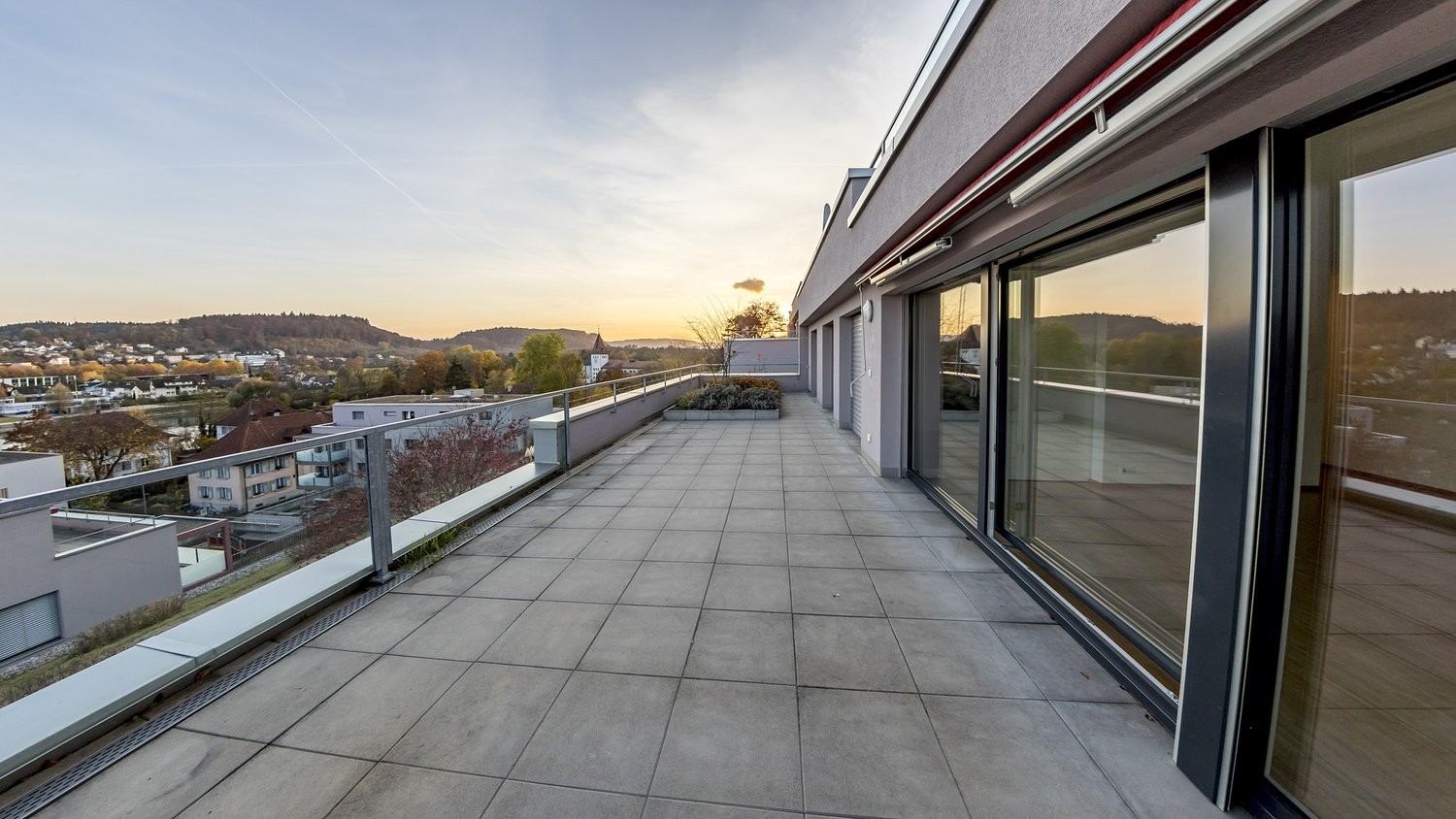 appartamento con terrazza di 4 ½ locali, foto 1 di 10