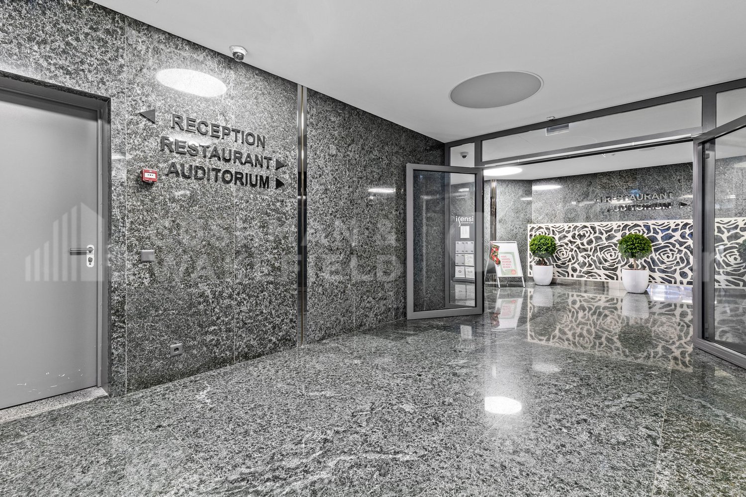 860m² ufficio, foto 3 di 10