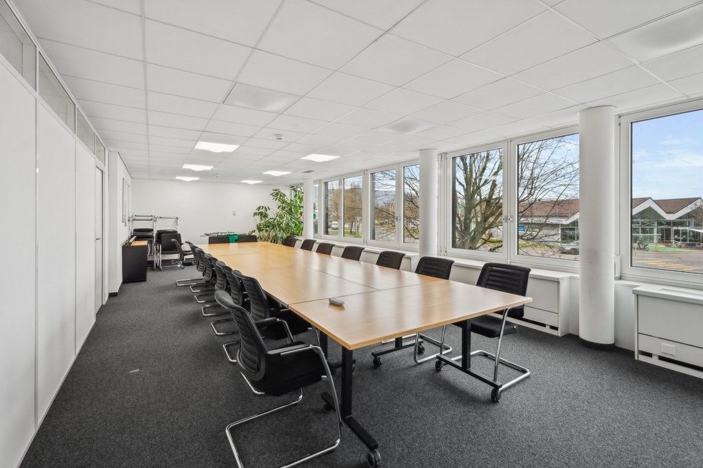 311m² Büro