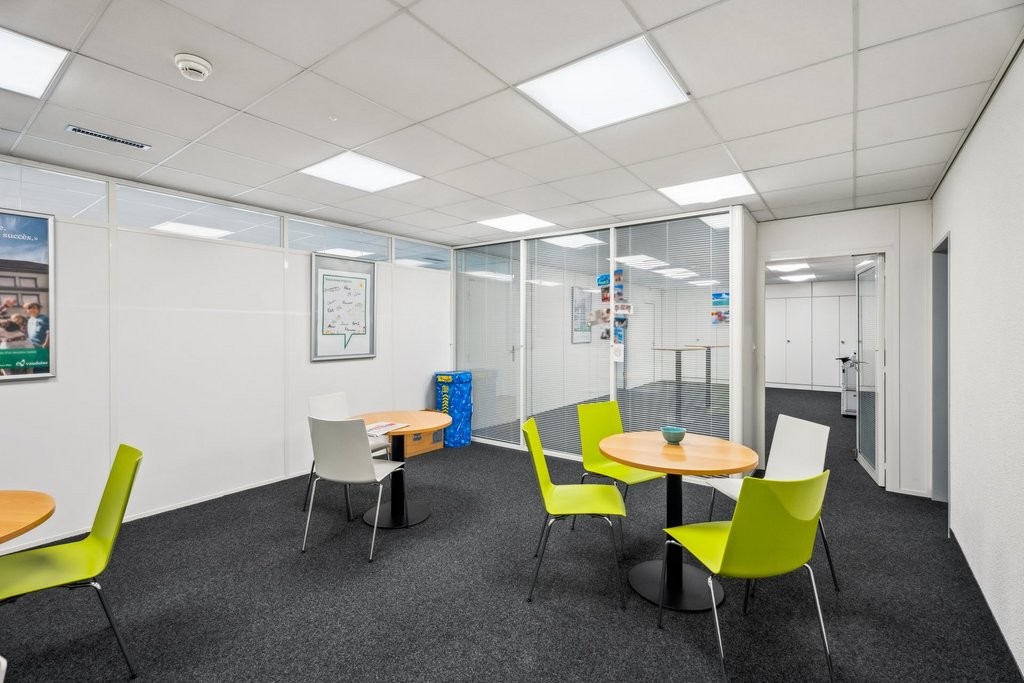 311m² Büro