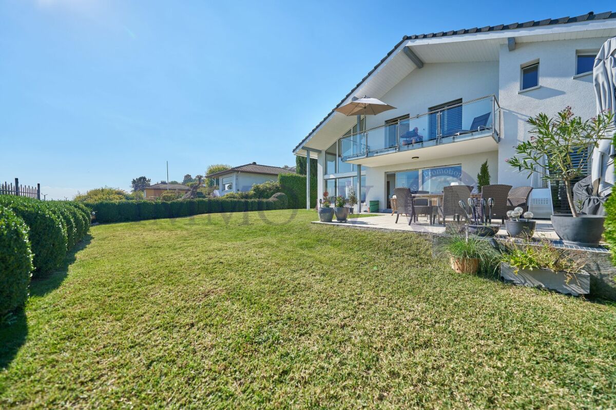Villa di 6 ½ locali, foto 1 di 10