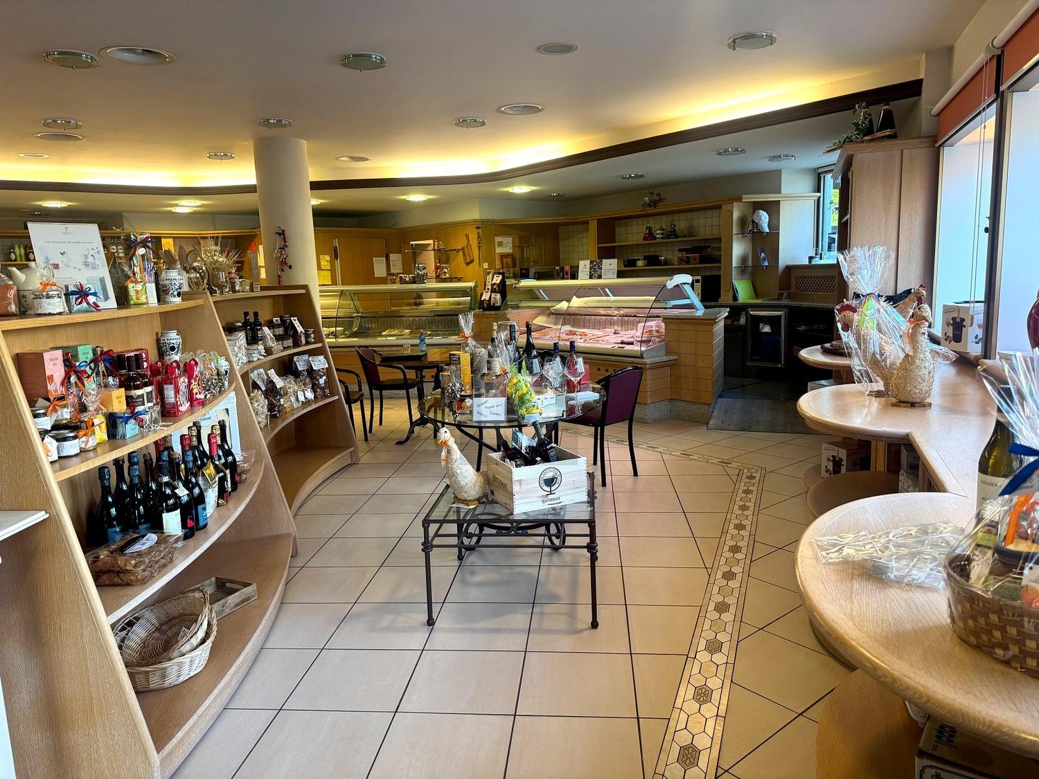 230m² restaurant