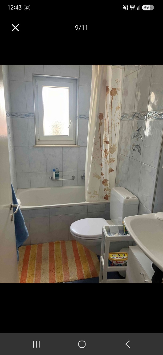 Camera in un appartamento condiviso, foto 3 di 10
