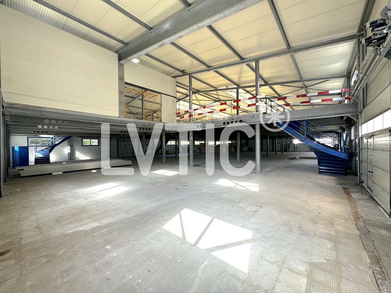2200m² oggetto industriale