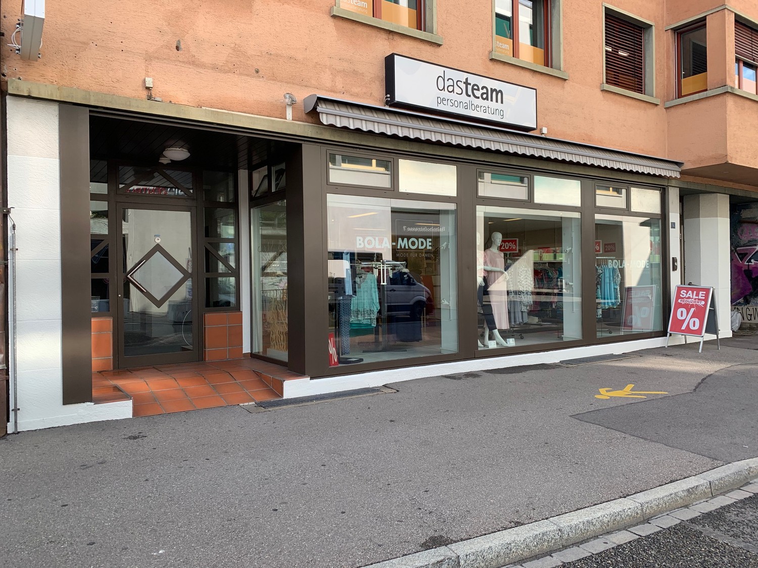 negozio di 142m²