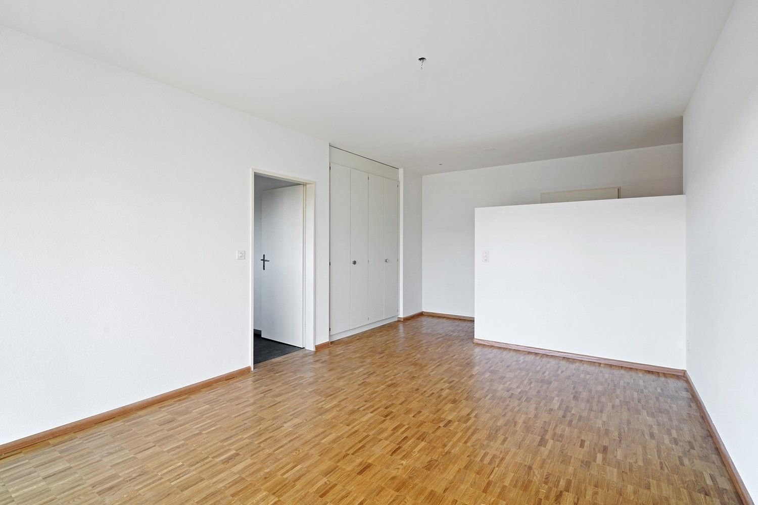 Appartamento di 2 ½ locali, foto 3 di 8