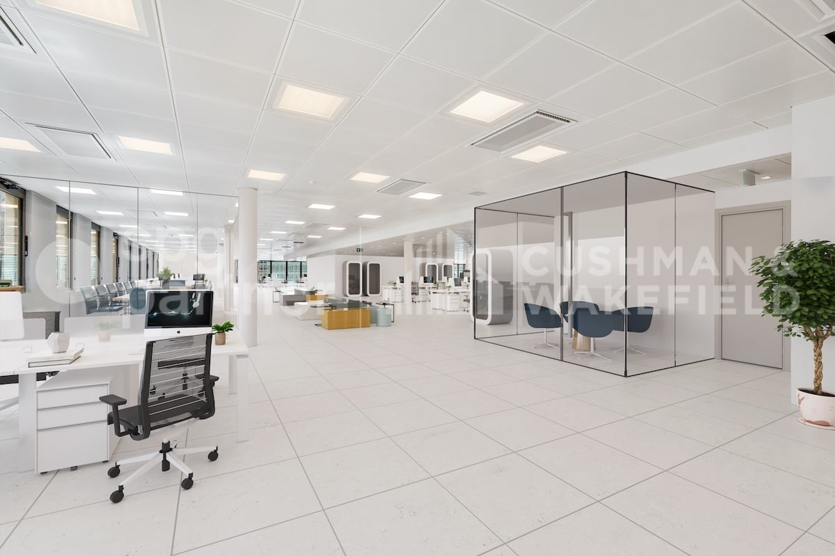 2480m² office