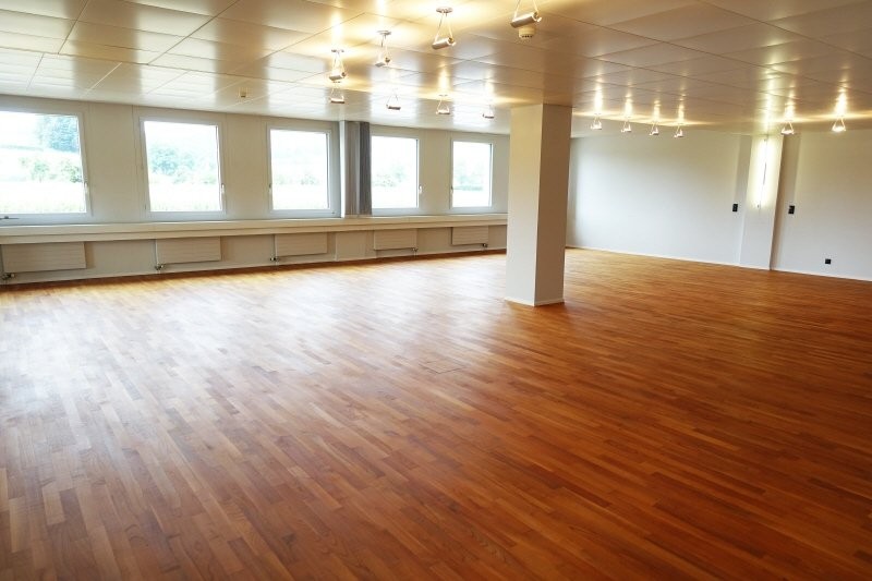316m² office