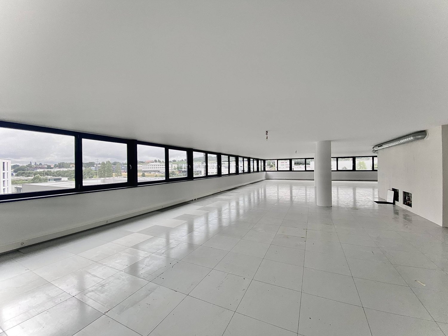 140m² commerciale