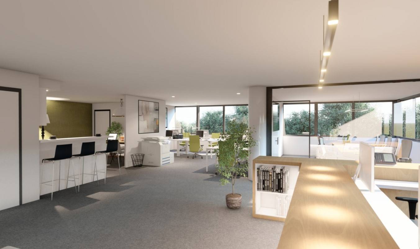 140m² commerciale