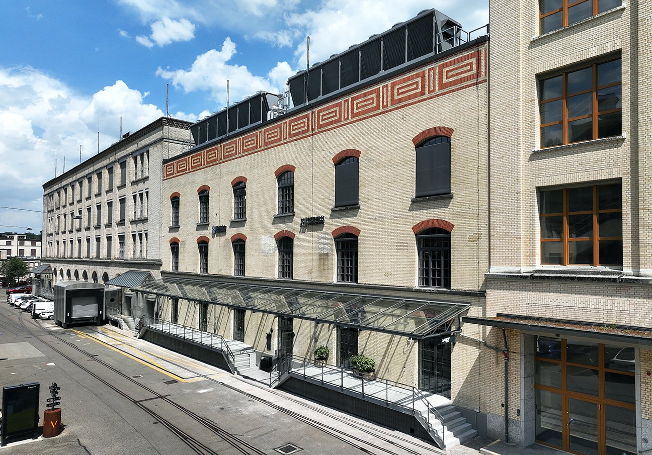 650m² commerciale