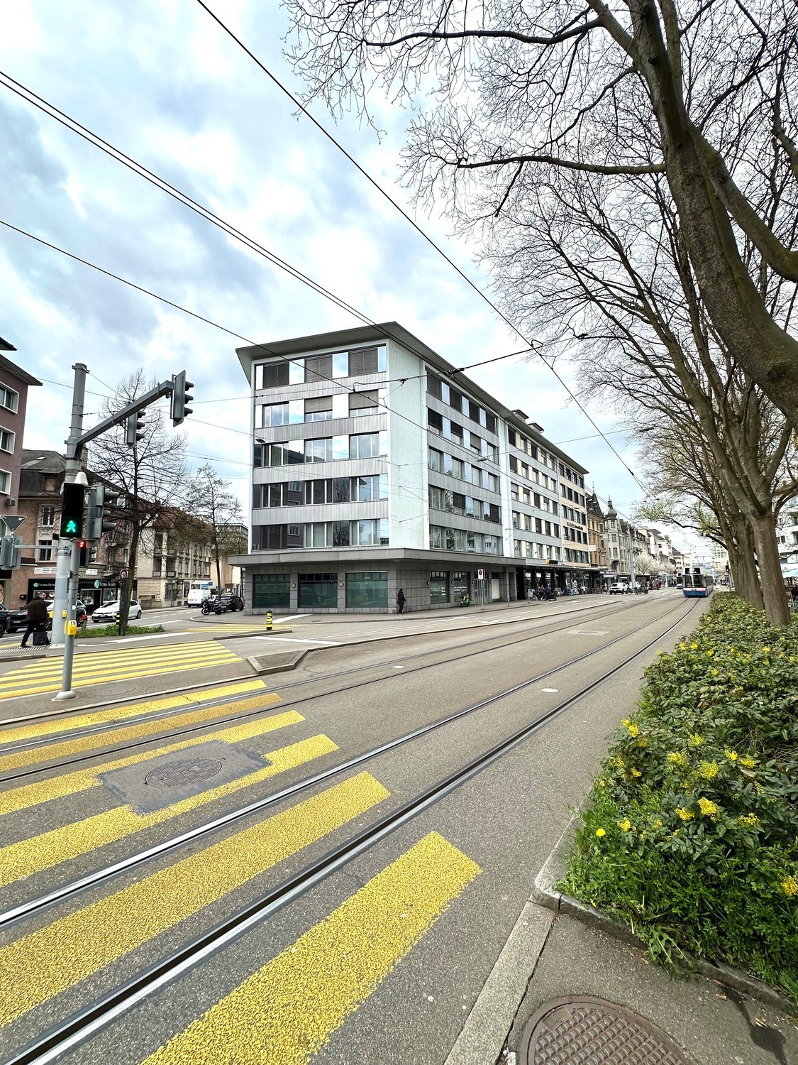 241m² ufficio
