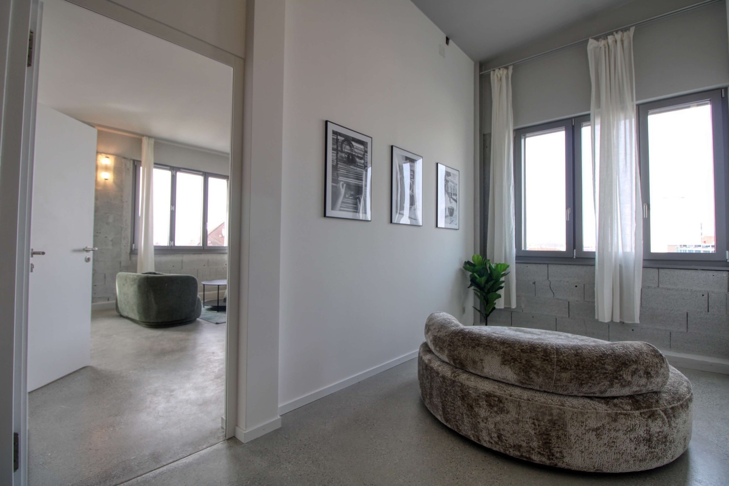 Studio, foto 10 di 10