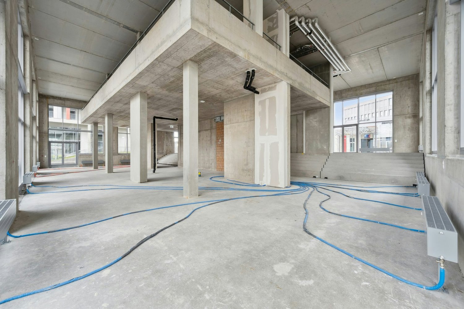 604m² commerciale