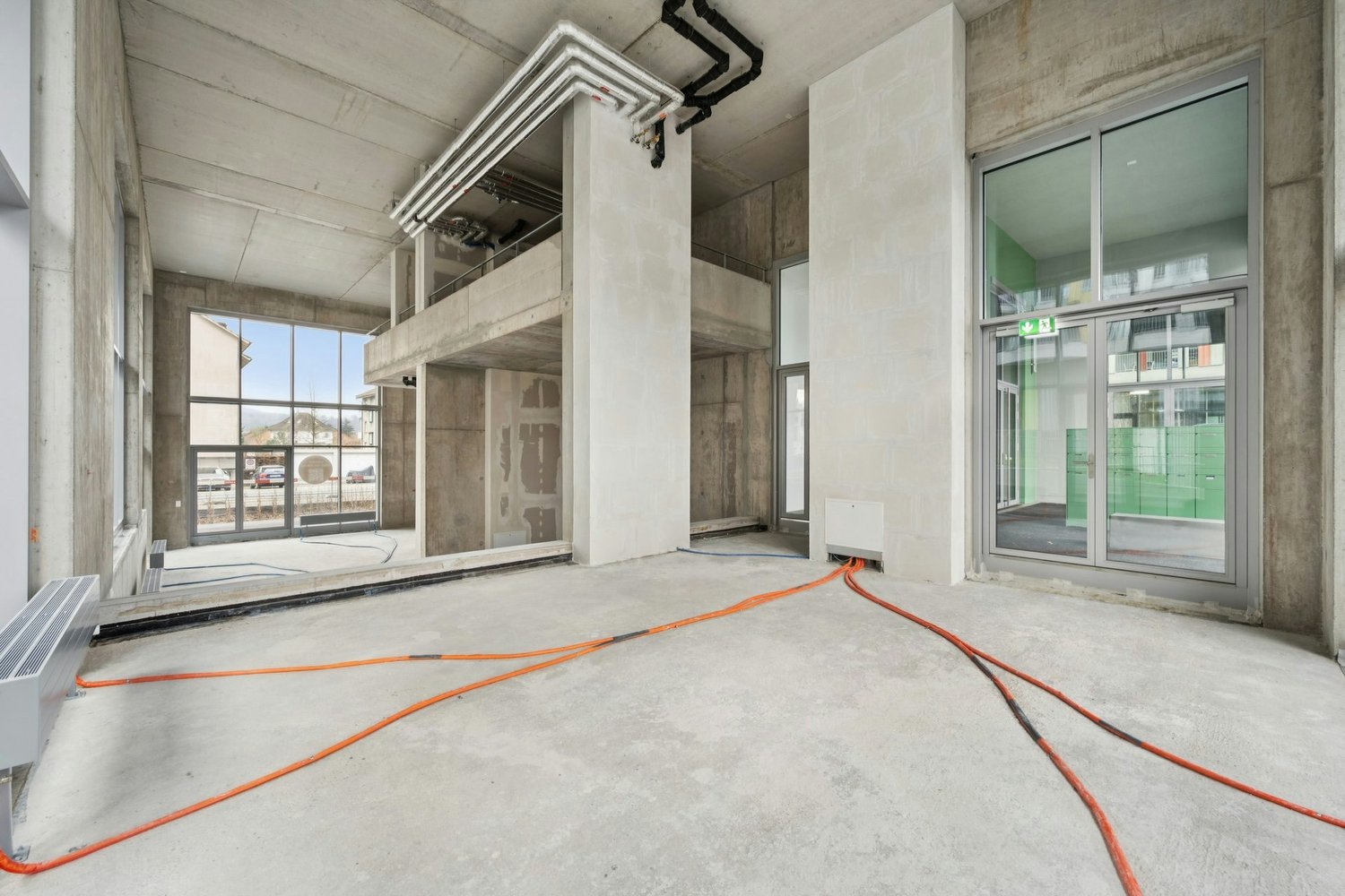 604m² commerciale