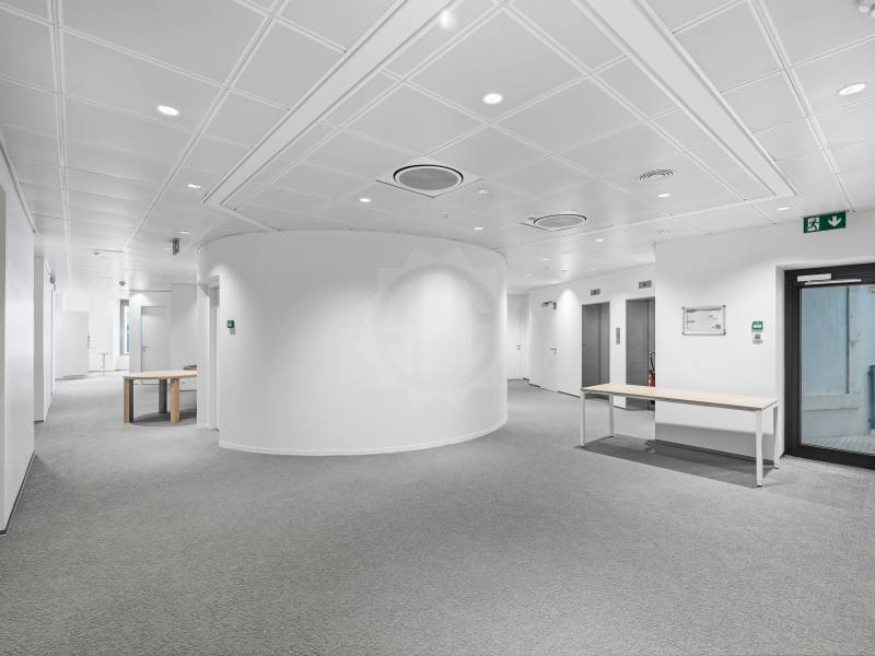 ufficio di 330m², foto 2 di 10
