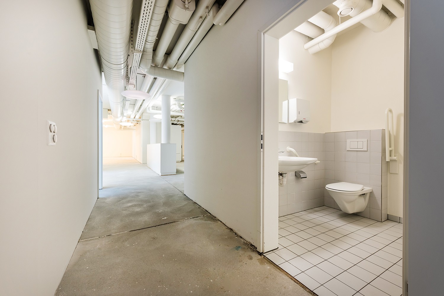 288m² commerciale