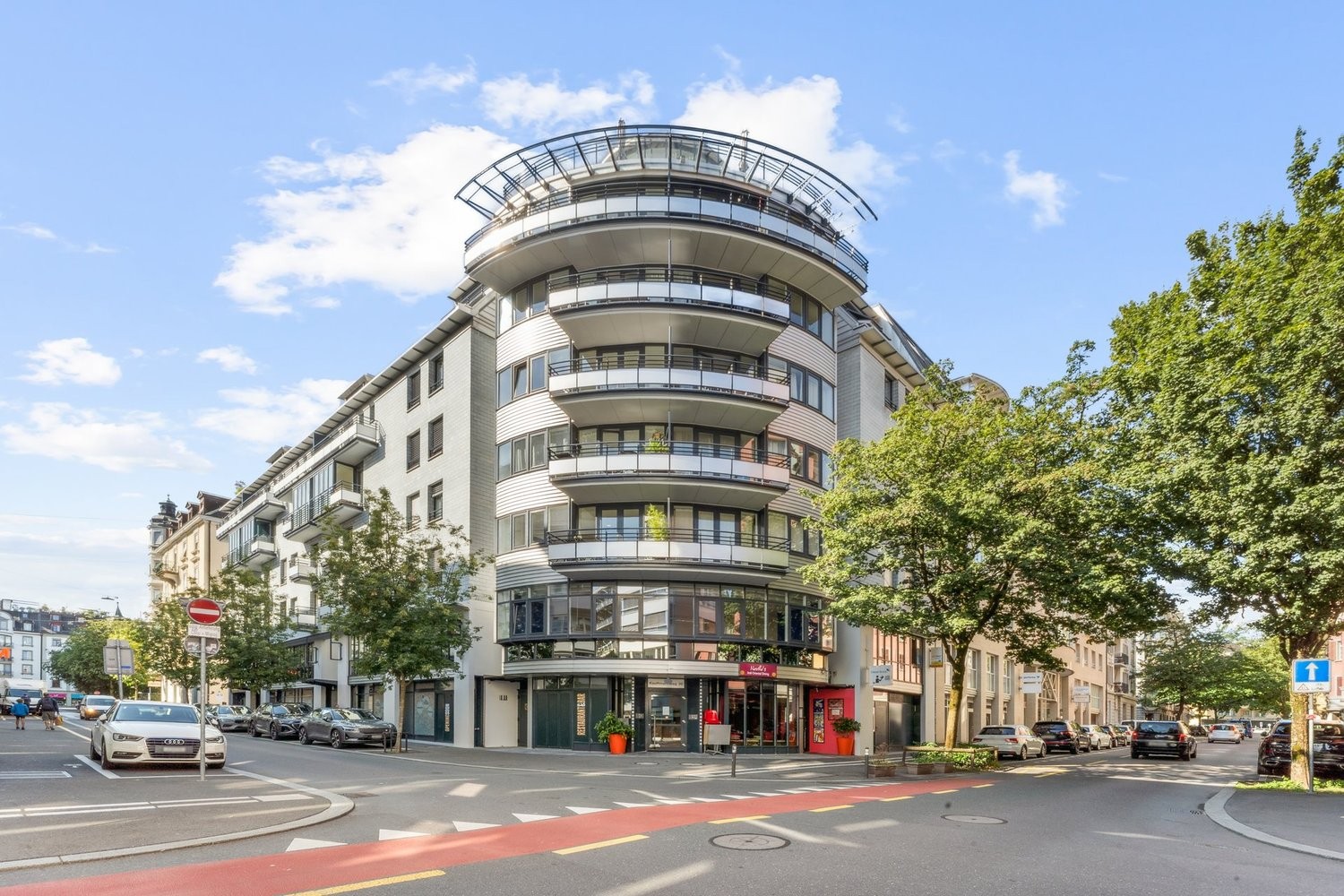 174m² ufficio, foto 1 di 6