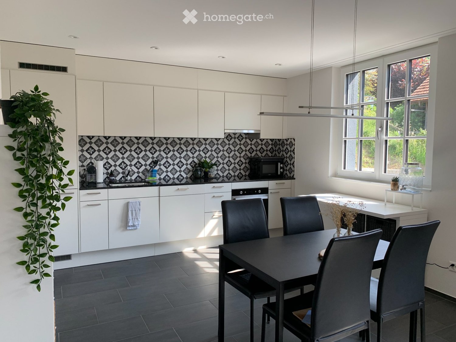Appartamento di 2 ½ locali, foto 2 di 5