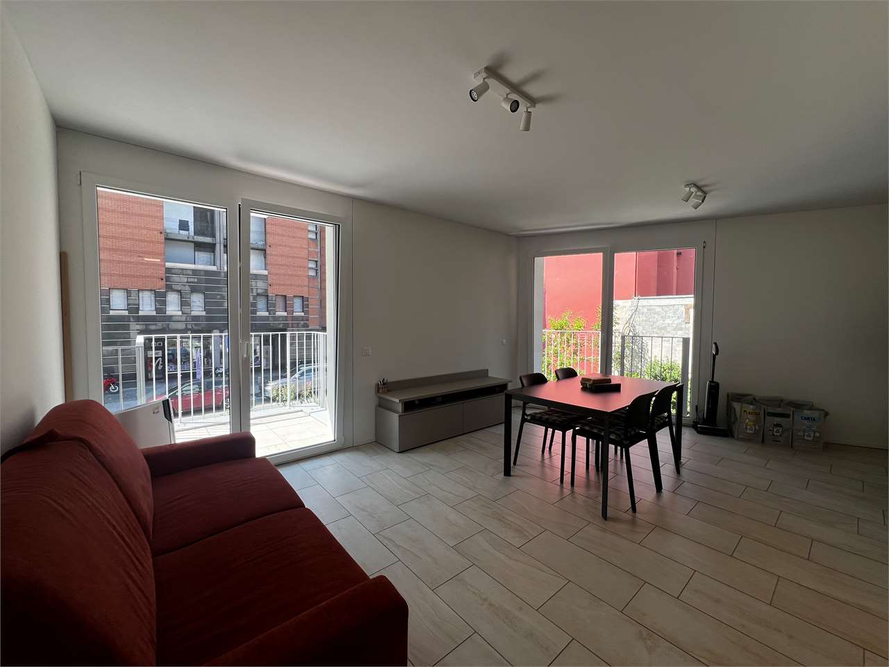 2 ½ rooms furnished flat, foto 2 di 8