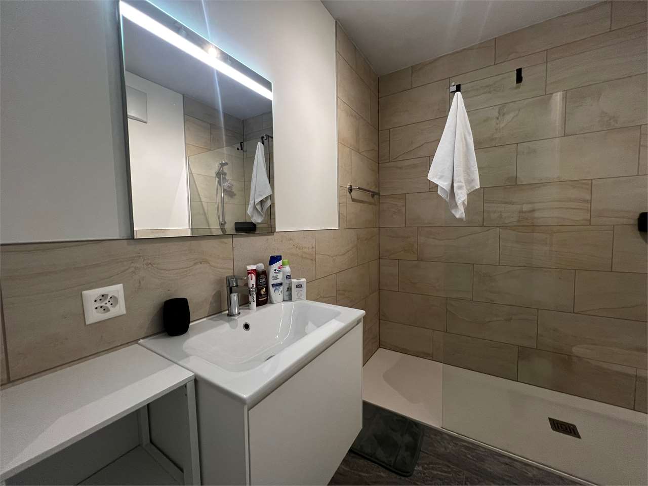 2 ½ rooms furnished flat, foto 7 di 8