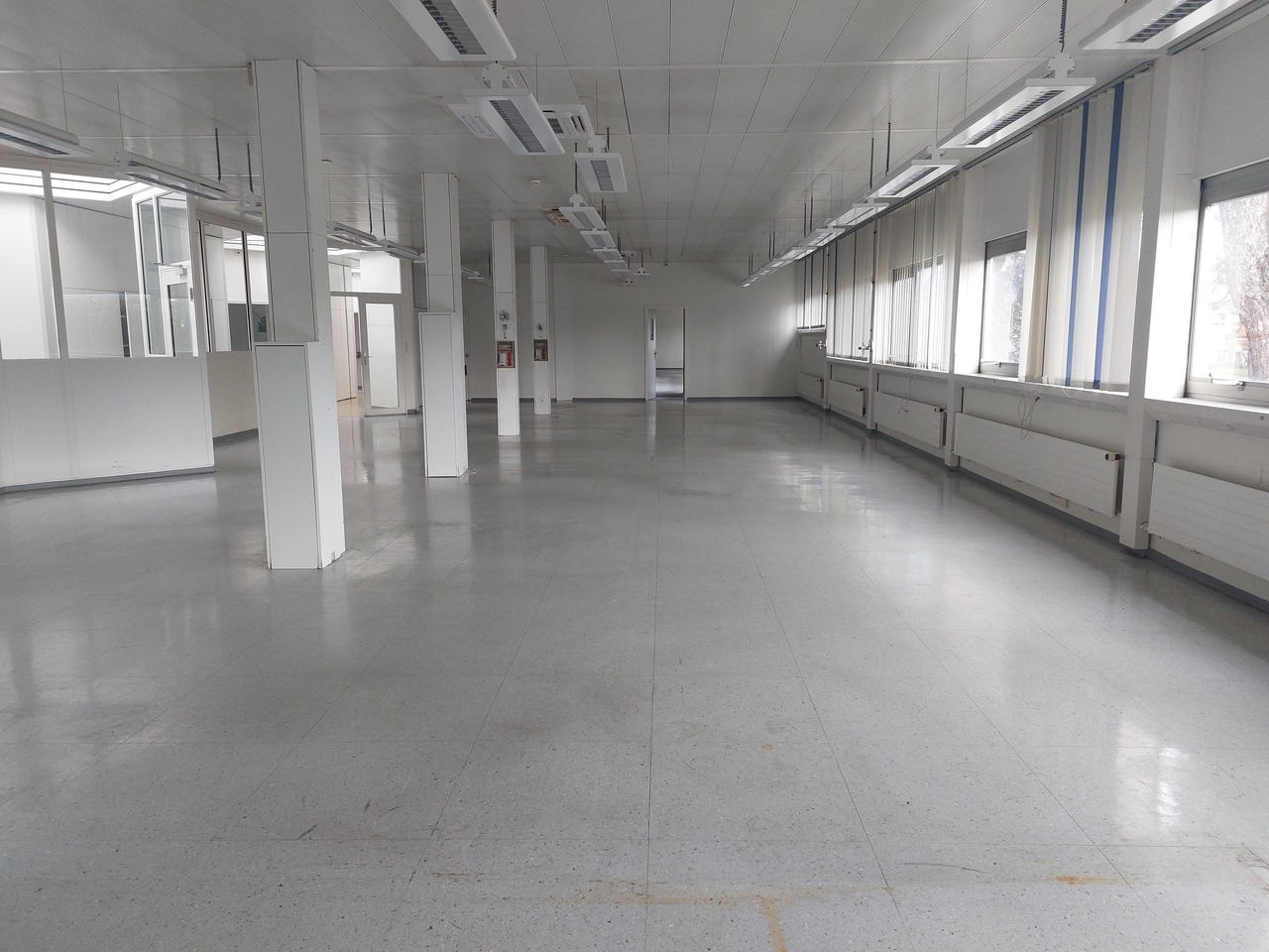 500m² workshop